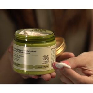 EcoCert Zachte gezicht crème scrub met olijfolie en avocado 200ml