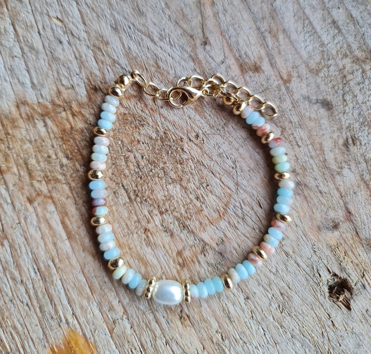 Handgemaakte edelsteen armband van Aquamarijn en parel - blauwe tinten 1st