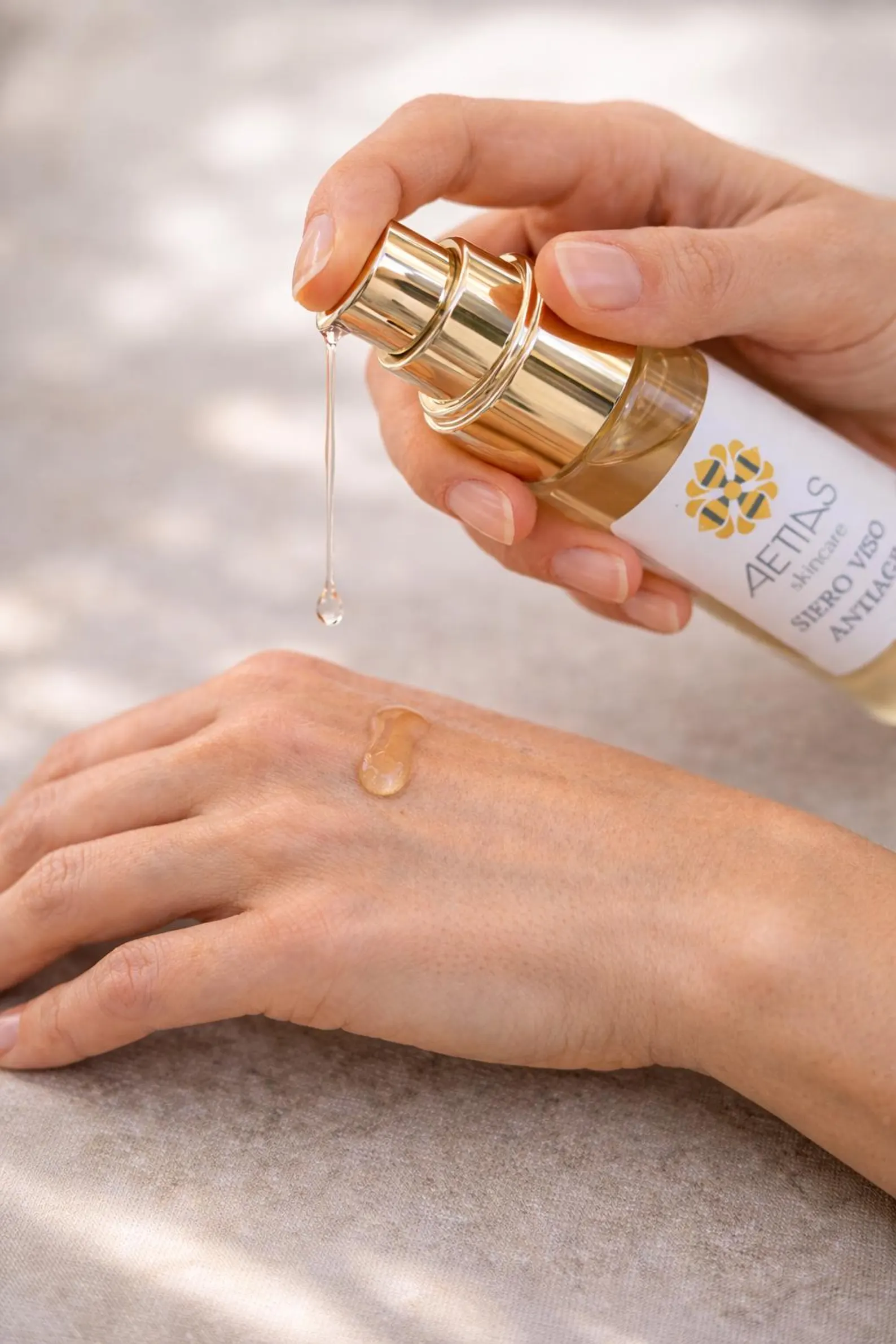Liftend gezicht serum - drievoudig hyaluronzuur - propolis - honing - zijde proteïne 30ml