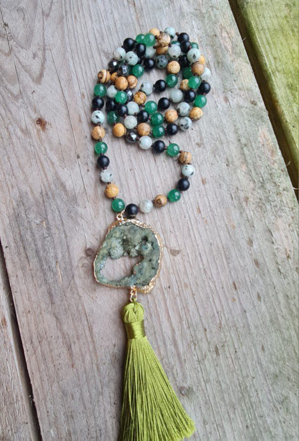 Boho lange edelsteen ketting - kralen Picture Jaspis en Flouride - GROEN rond hanger