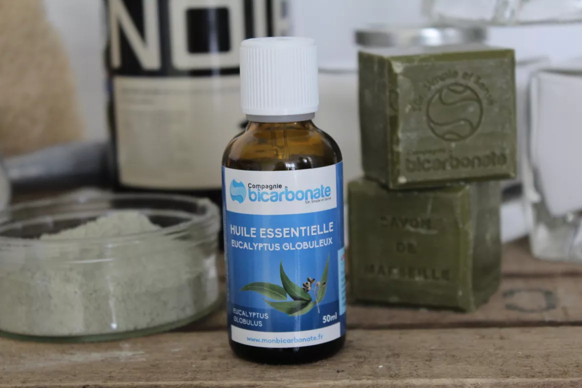 Bio Essentiële olie van Eucalyptus Globulus - vrije ademhaling - stimulerend - bad 50 ml