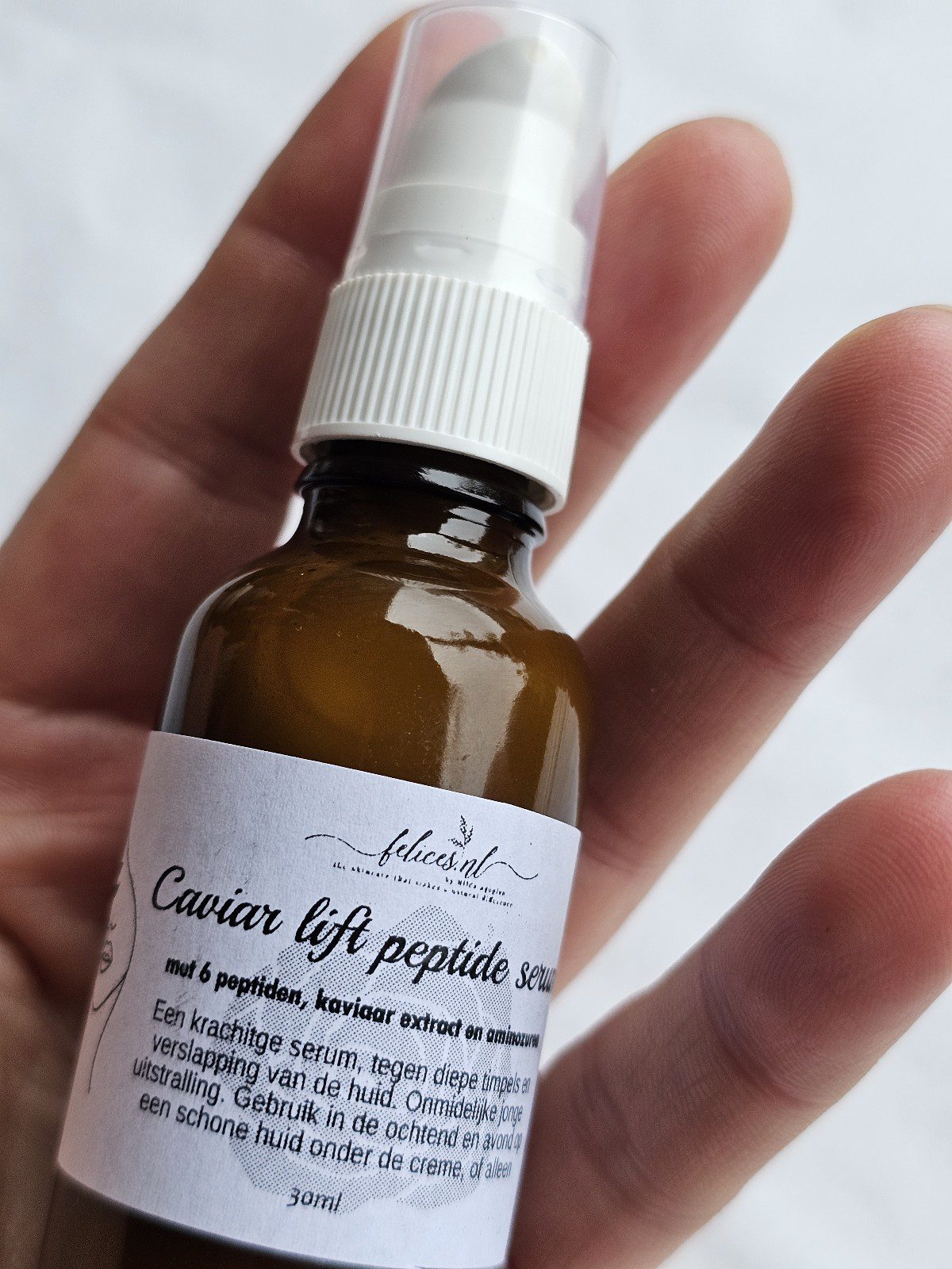 Kaviaar botox hexapeptide gezicht serum - 6 peptiden - kaviaar - aminozuren - verstevigt en lift de huid 50ml