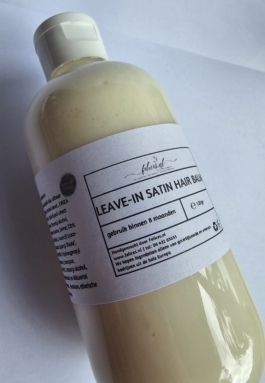 Handgemaakte leave-in haar cream met zijde - ceramides - keratine - krullend haar - broos en droog haar 250ml