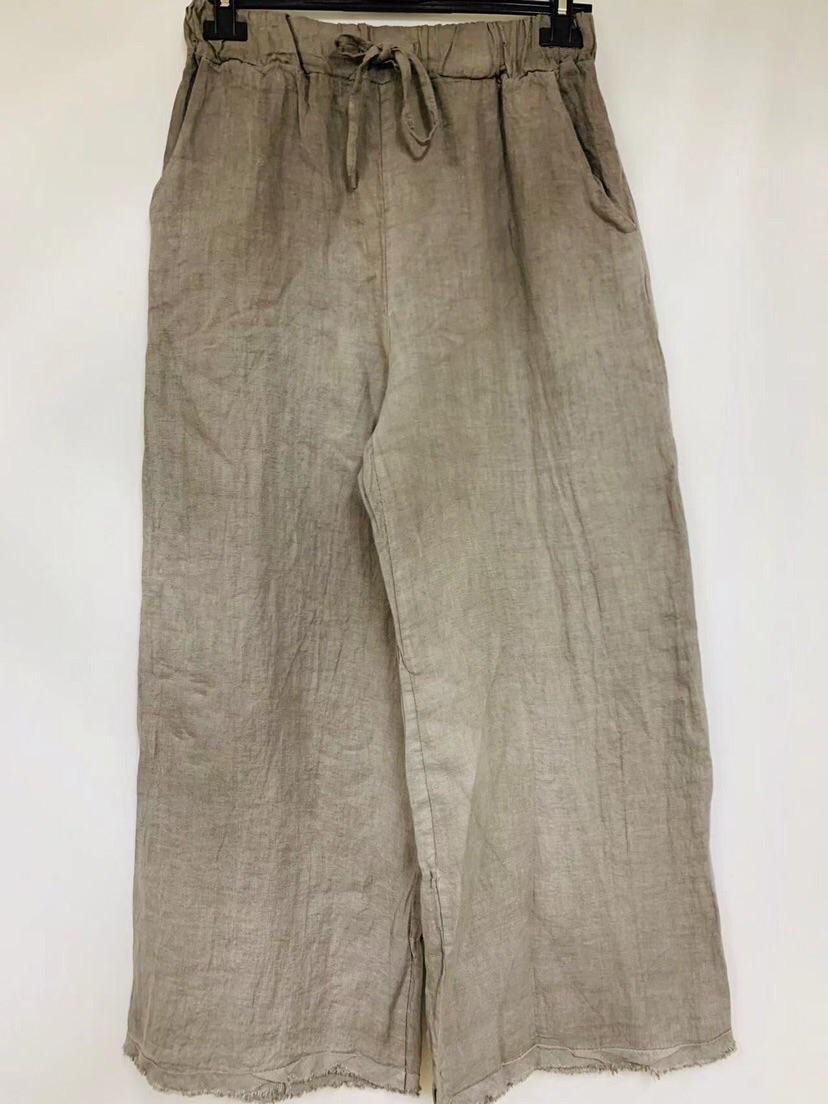 Linnen broek met rechte lange pijpen - elastische talie - zijzakken - kleur TAUPE - maat 38/40