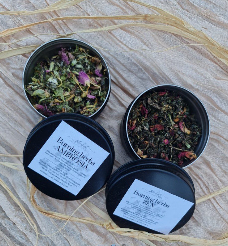 2 potten Handgemaakte losse wierook - bloemen en kruiden - zuivering van de lucht - helderheid en vrijheid 2st