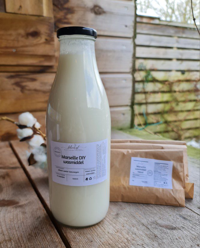 Organische Marseillezeep vlokken klaar voor afwas - navul - milieu vriendelijk - puur - schone was - baby was 80gr