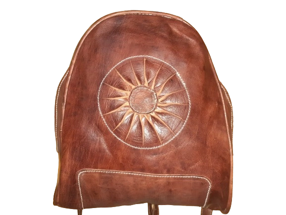 100% Marokkaanse runden leren rugtas - met decoratieve zon  - handgemaakt met ritssluiting  BRUIN kleur