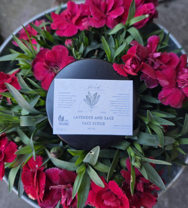 Handgemaakte ruwe gezicht scrub - lavendel en salie poeder - meest gevoelige huid 100ml